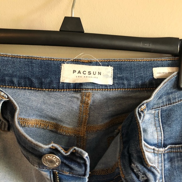 High Rise Panel Jeans - Picture 2 of 6